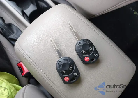 2016 Ford Focus Se z USA, uszkodzony, nr VIN 1FADP3F24GL262223